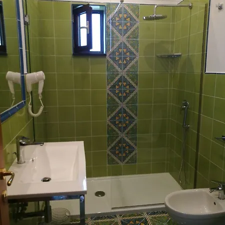 Oleum Massa Lubrense